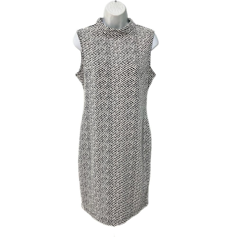 Sharagano Women's 6 Black/White Sleeveless Sheath Knee Dress Textured Mock Neck